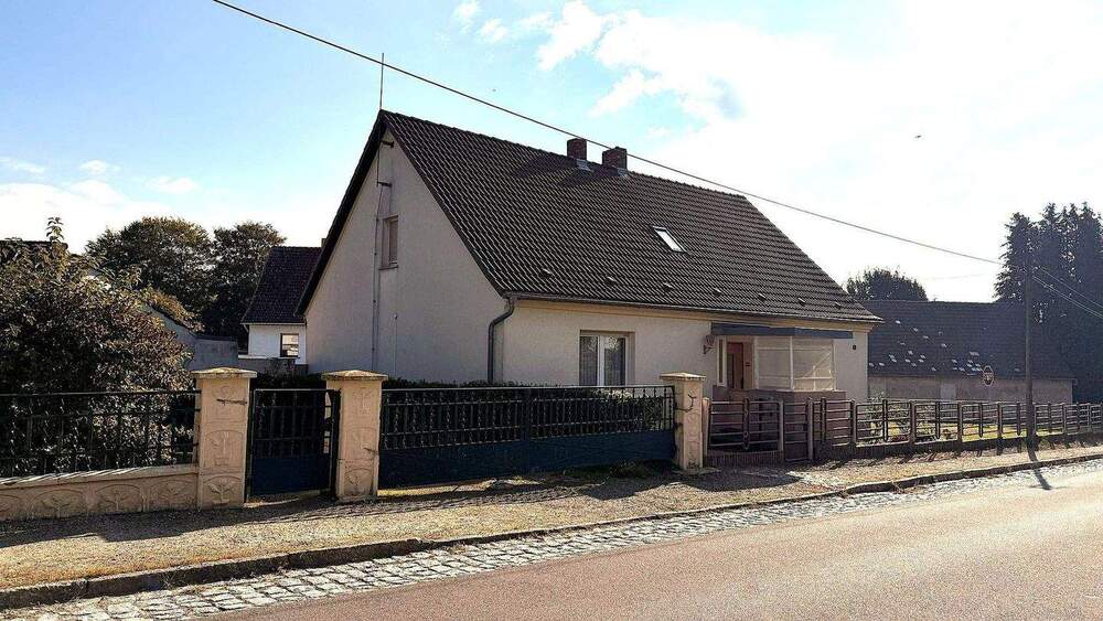 Einfamilienhaus Lauchhammer - 5 Zimmer, 136 m&sup2;, 114.990&euro; | Angebot:25263017