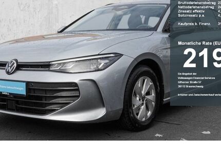 VW Passat 22.948 km 30.940 &euro; Düsseldorf 40474