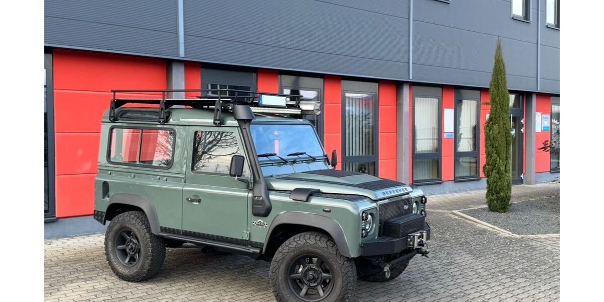 Land Rover Defender 177.800 km 36.900 &euro; Hockenheim 68766