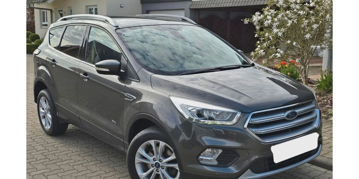 Ford Kuga 133.000 km 12.900 &euro; Salzgitter 38259