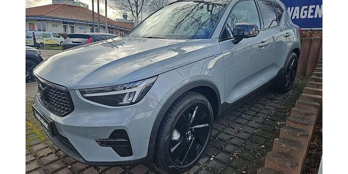 Volvo XC40 2.000 km 40.900 &euro; Chemnitz OT Röhrsdorf 09247