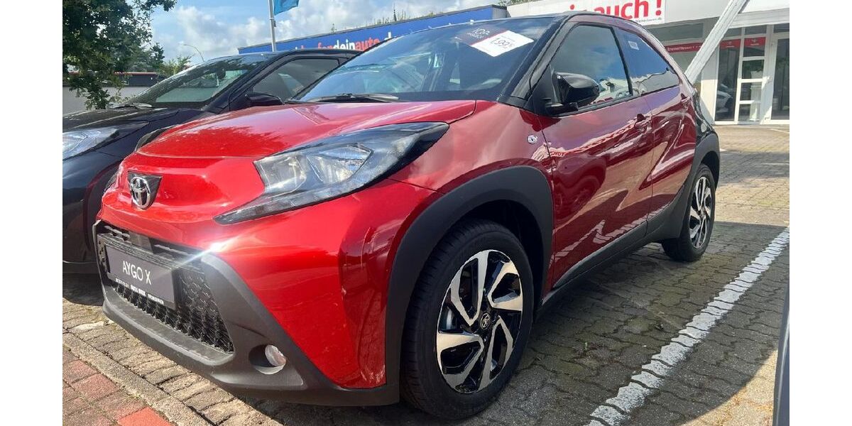 Toyota Aygo (X) 2.500 km 21.550 &euro; Bremerhaven 27580