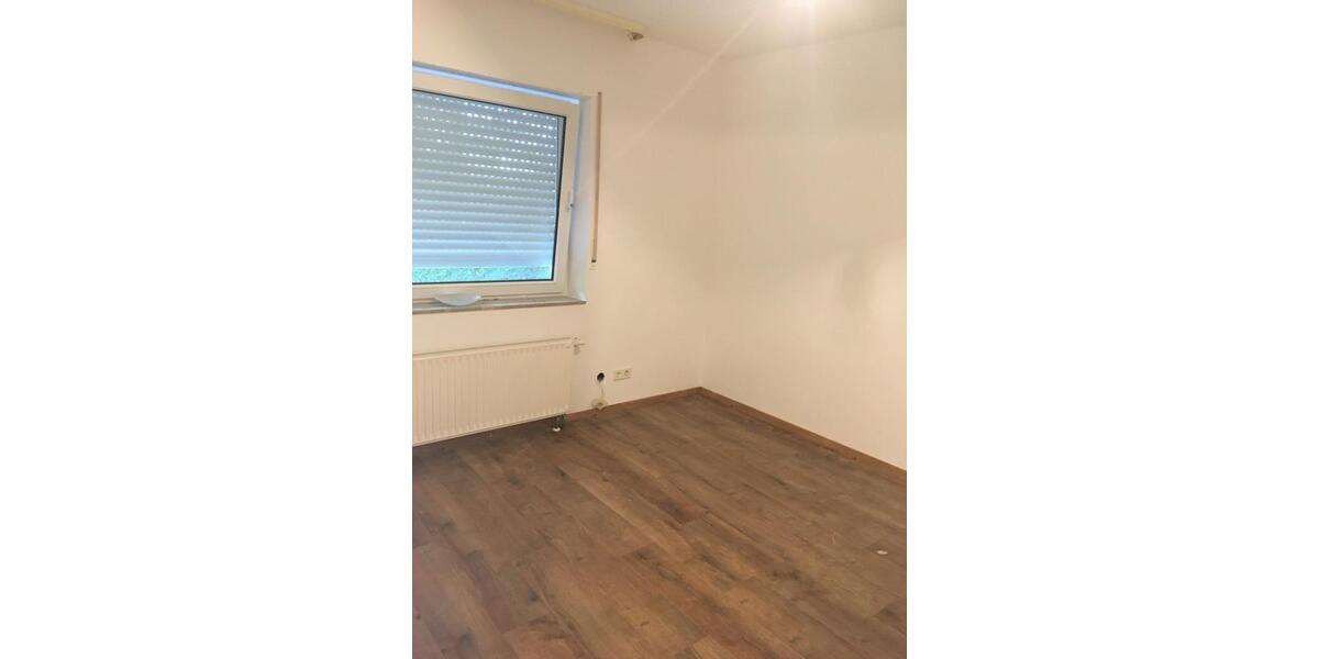 Etagenwohnung Emmelshausen - 3 Zimmer, 80 m&sup2;, 750&euro; | Angebot:25341938