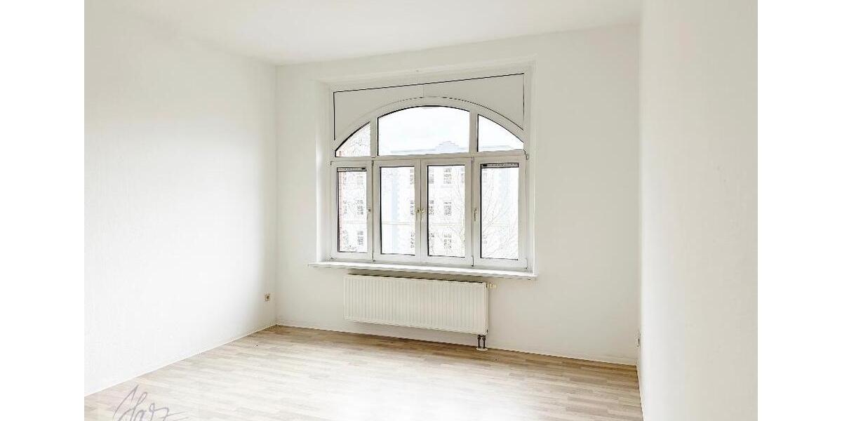 Etagenwohnung Riesa - 2 Zimmer, 73 m&sup2;, 395&euro; | Angebot:26400675