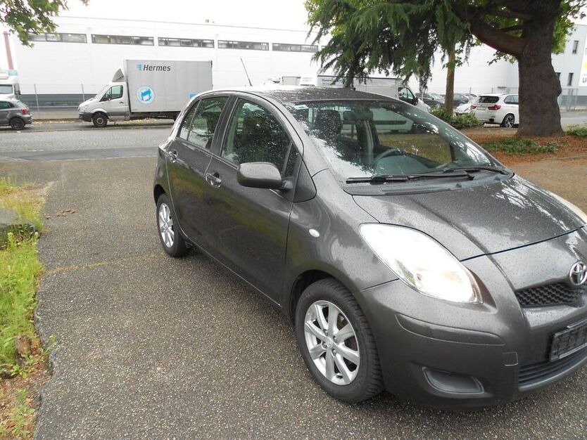 Yaris