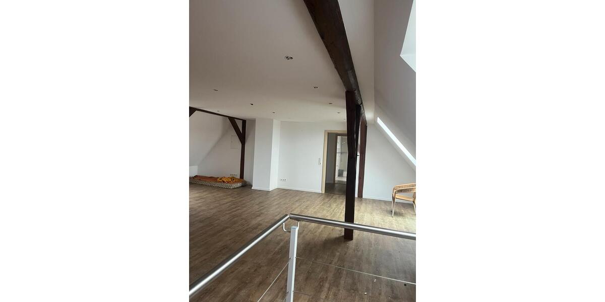 Etagenwohnung Blomberg - 4 Zimmer, 150 m&sup2;, 850&euro; | Angebot:25364972