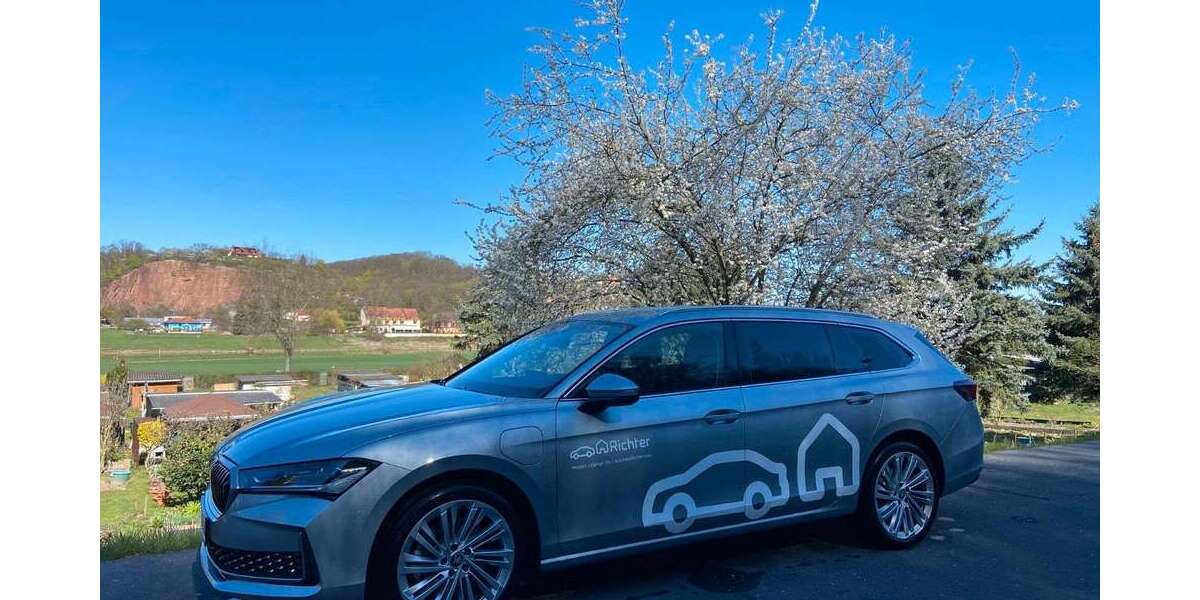 Skoda Superb 5.000 km 44.490 &euro; Meißen 01662