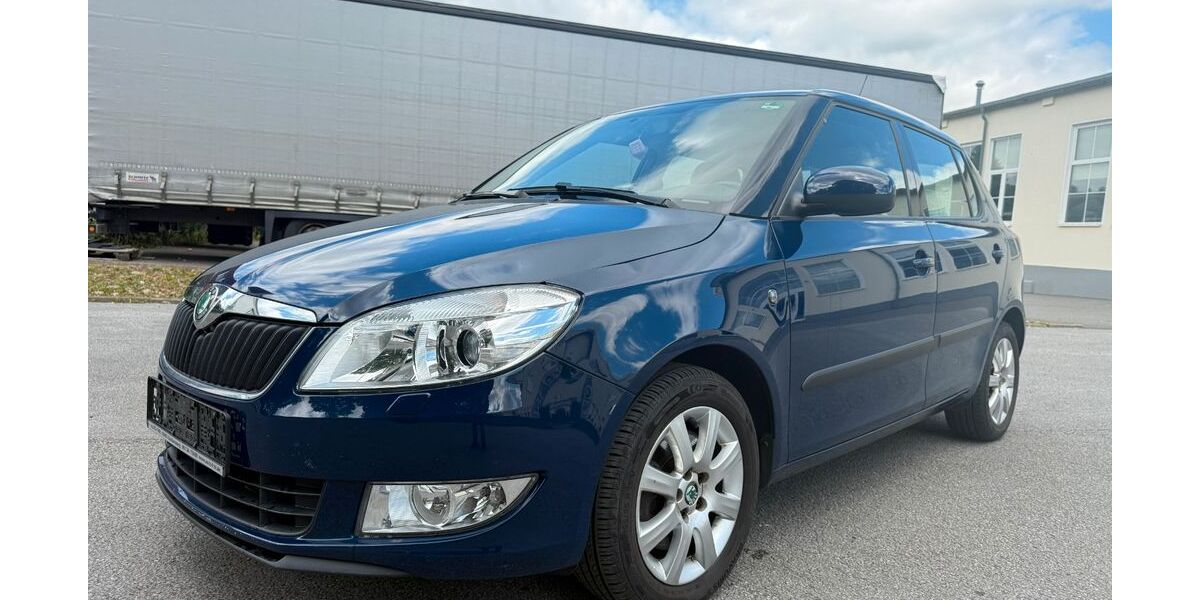 Skoda Fabia 72.359 km 7.699 &euro; Sprockhövel 45549