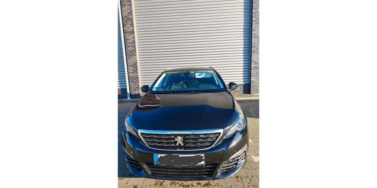 Peugeot 308 128.000 km 7.900 &euro; Bramsche 49565