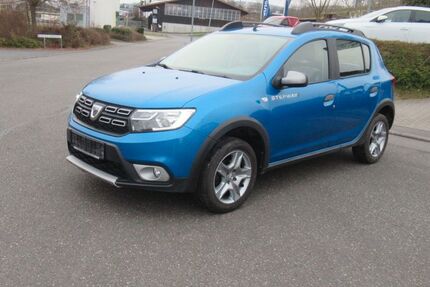 Dacia Sandero 82.000 km 10.500 &euro; Tauberbischofsheim 97941
