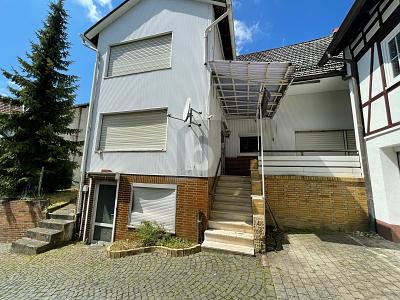 GENERATIONENWOHNEN MIT RENDITE UND GARTEN - Mehrfamilienhaus, Wohnhaus Gladenbach | Angebot:27127008