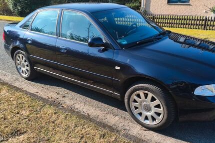 Audi A4 218.000 km 2.199 &euro; Bötersen 27367