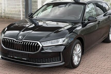 Skoda Superb 11.600 km 29.990 &euro; Berlin 12057