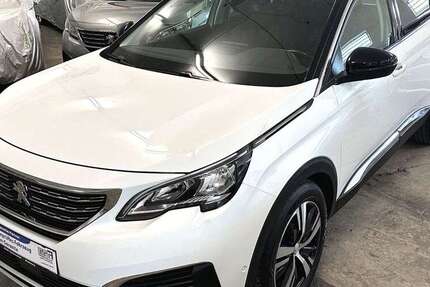 Peugeot 5008 103.000 km 17.490 € Rietberg 33397