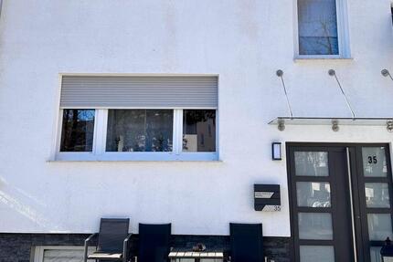 Haus Villingen-Schwenningen Schwenningen - 6 Zimmer, 240 m&sup2;, 400.000&euro; | Angebot:25637086
