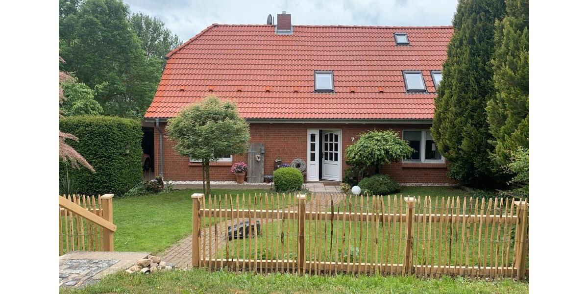 Gepflegte Doppelhaushälfte in idyllischer Lage in NWM 4 zimmer