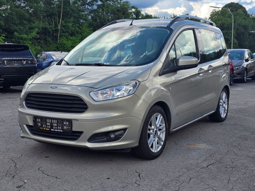 Ford Tourneo Courier 175.000 km 5.999 € Merzig 66663