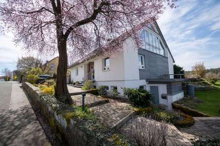 Haus Neunkirchen am Brand - 9 Zimmer, 225 m&sup2;, 1.190.000&euro; | Angebot:26884519