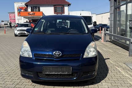 Toyota Corolla Verso 1.8 Edition 256.000 km 1.990 &euro; Koblenz 56070