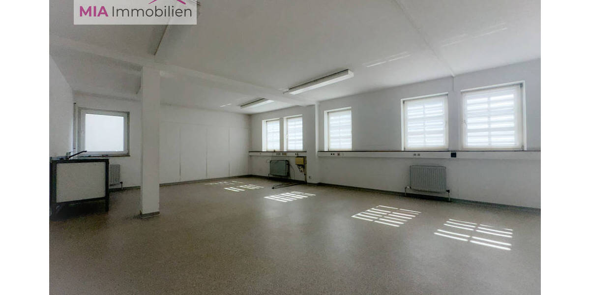 Gewerbeobjekt Künzelsau - 3 Zimmer, 1.100&euro; | Angebot:25676405