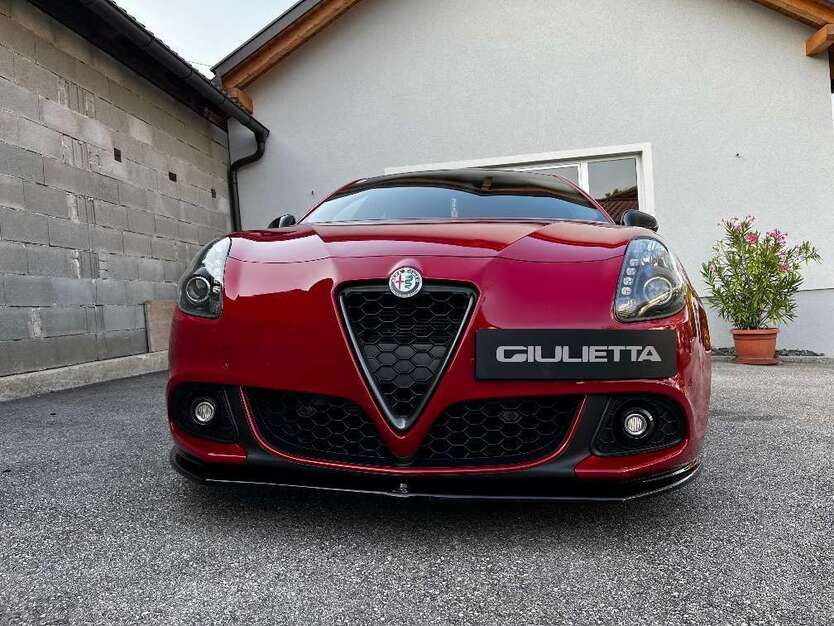 Alfa Romeo Giulietta 49.990 km 15.000 € Leipzig 04109