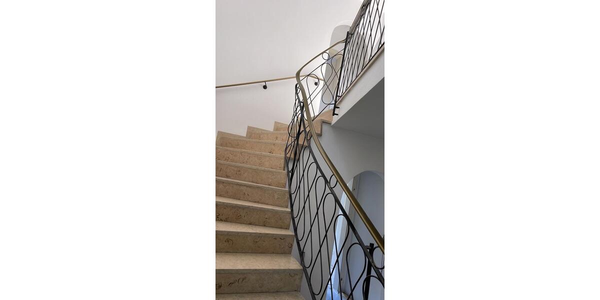 Einfamilienhaus Baierbrunn - 8 Zimmer, 200 m&sup2;, 3.400&euro; | Angebot:26317363