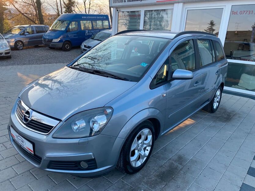 Opel Zafira 225.000 km 2.300 € Singen 78224