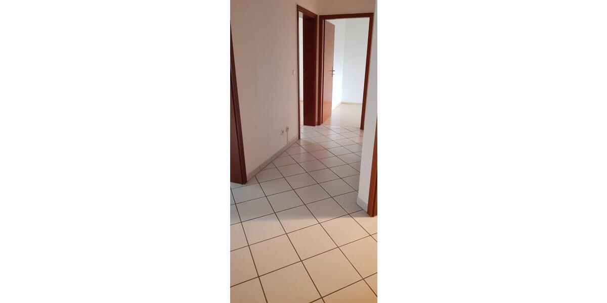 Etagenwohnung Laudenbach - 3 Zimmer, 77 m&sup2;, 280.000&euro; | Angebot:26162944