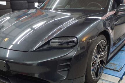 Porsche Taycan 9.500 km 71.990 € Garbsen 30823