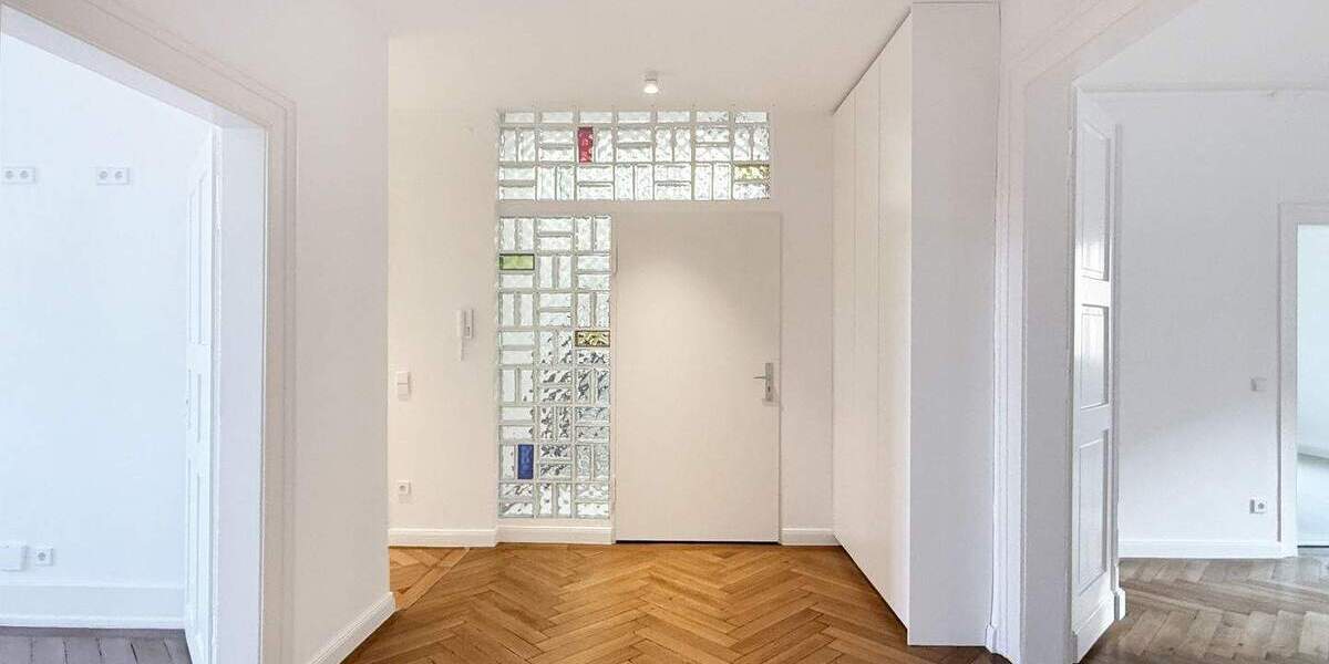 Etagenwohnung Stuttgart West - 5 Zimmer, 140 m&sup2;, 2.450&euro; | Angebot:25073679