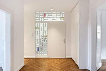 Wohnung Stuttgart West - 5 Zimmer, 140 m&sup2;, 2.450&euro; | Angebot:25073679