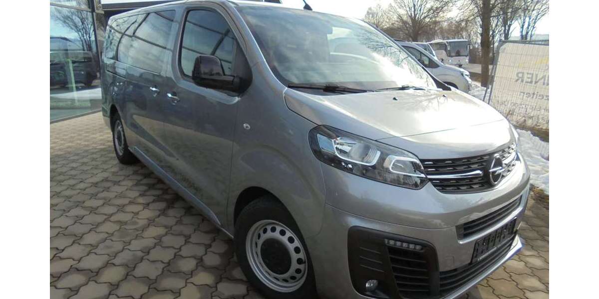 Opel Vivaro 50.500 km 31.490 &euro; Petting 83367