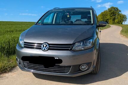 VW Touran 187.000 km 8.400 &euro; Ostfildern 73760