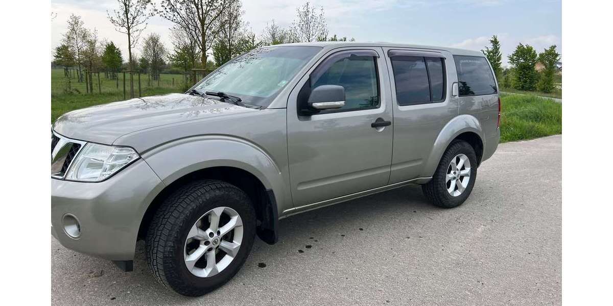 Nissan Pathfinder 227.227 km 11.900 &euro; Kerpen, Kolpingstadt 50170
