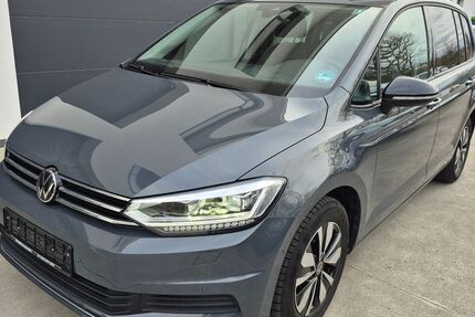 VW Touran 14.880 km 31.890 &euro; Neuenstadt am Kocher 74196