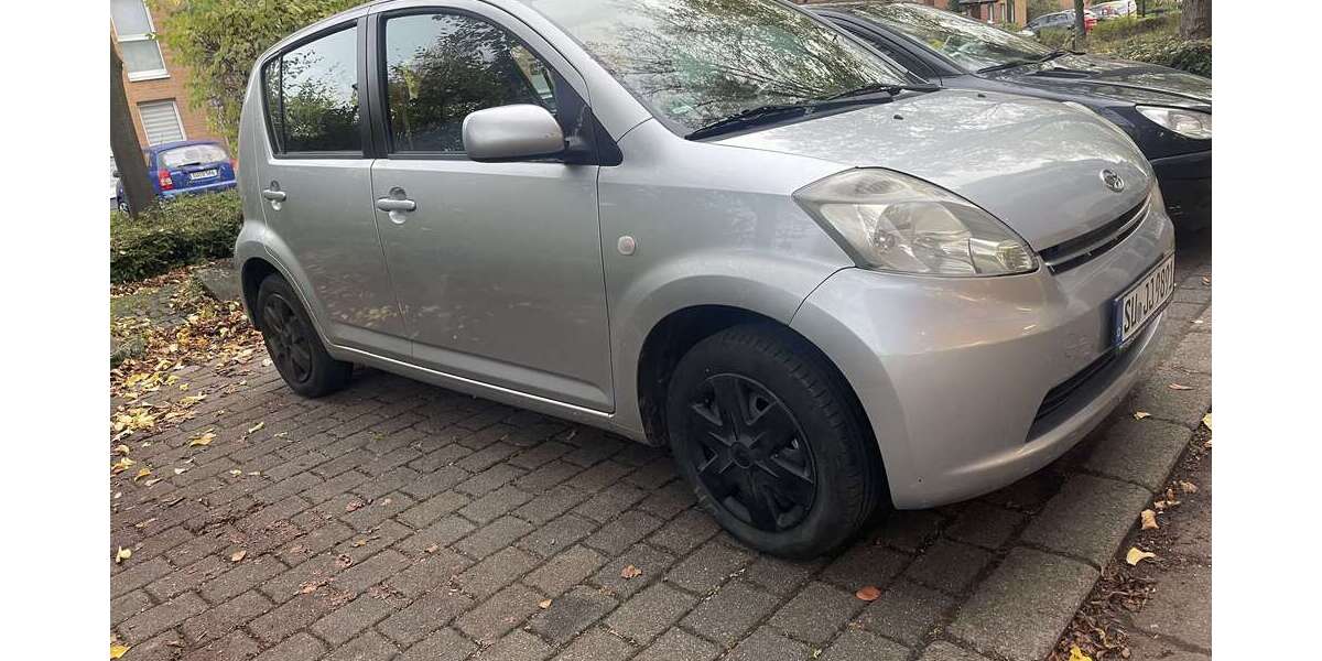 Daihatsu Sirion 181.700 km 2.100 € Troisdorf 53840