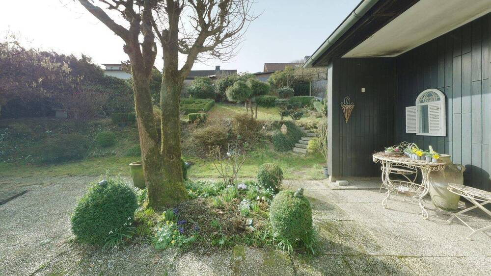 Einfamilienhaus Sundern - 7 Zimmer, 175 m&sup2;, 225.000&euro; | Angebot:26176291