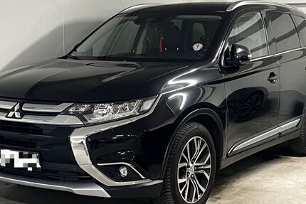 Mitsubishi Outlander 159.000 km 16.900 &euro; Hamburg 22529