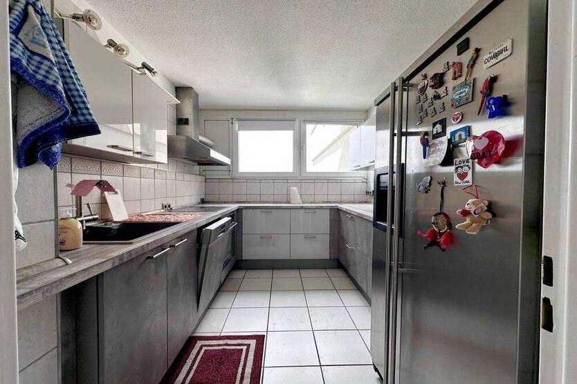Exklusives Wohnen über den Dächern Kölns- Penthouse mit Weitblick & Wellnesszugang