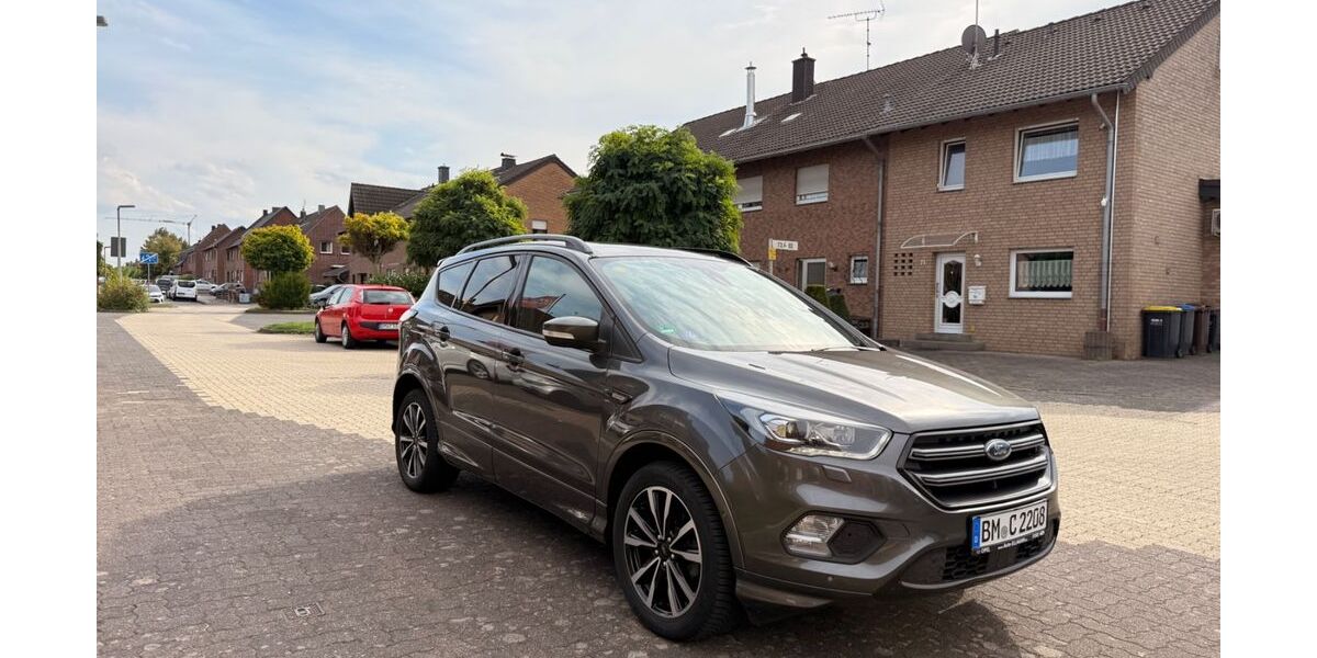 Ford Kuga 94.500 km 13.499 &euro; Bergheim 50126