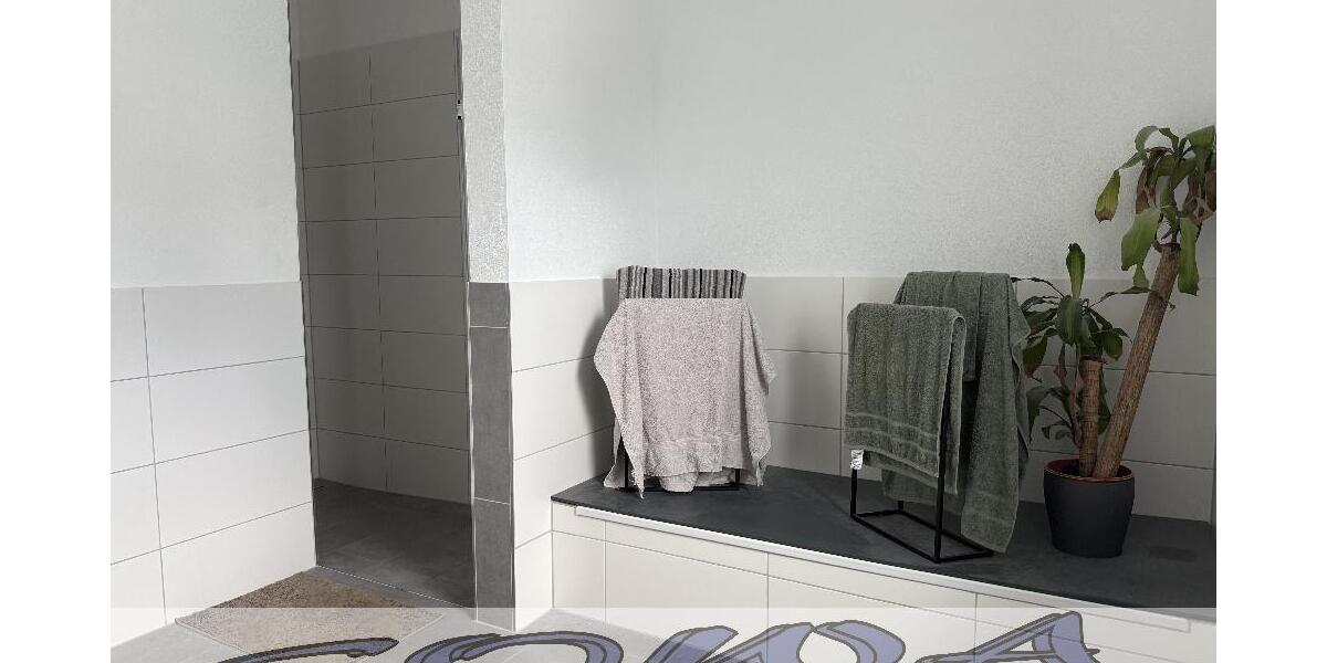 Exklusive 3,5 Zimmer Penthouse Wohnung mit Dachterrasse und TG-Stellplatz in Neuburg - Zentrumsnah! - Ein Objekt von Ihrem Immobilienpartner SOWA Immobilien und Finanzen - Einfamilienhaus Neuburg | Angebot:27143417