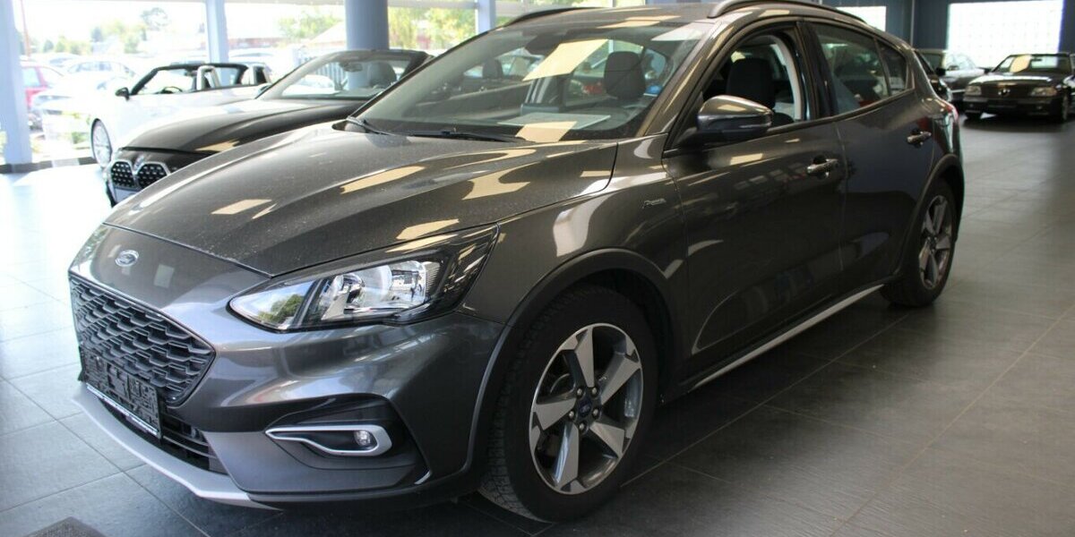 Ford Focus 1.0 EcoBoost Active 97.761 km 11.980 &euro; Euskirchen 53881