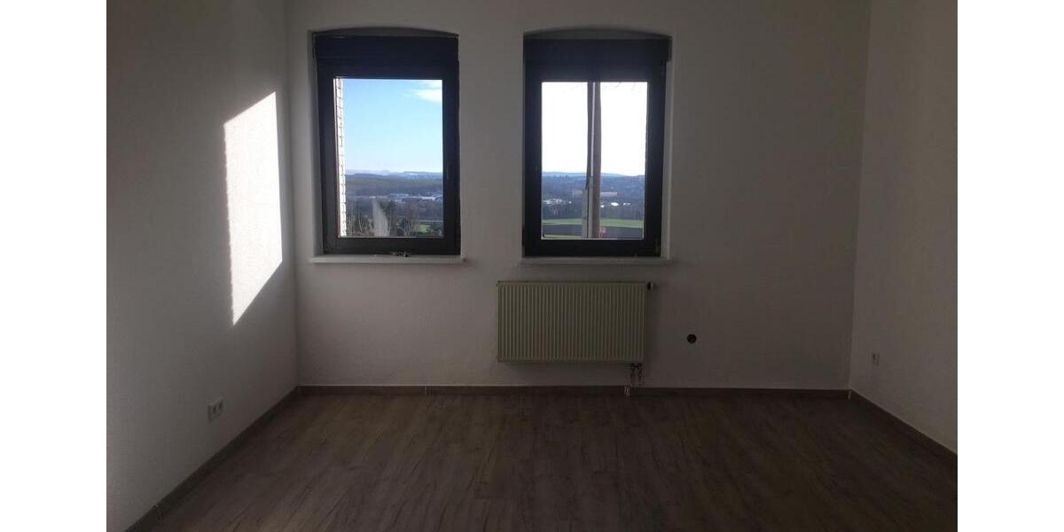 Erdgeschoßwohnung Zwickau - 3 Zimmer, 75 m&sup2;, 485&euro; | Angebot:26589079