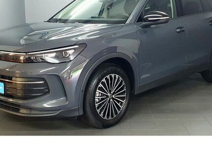 VW Tiguan 25.580 km 38.970 € Blaubeuren 89143