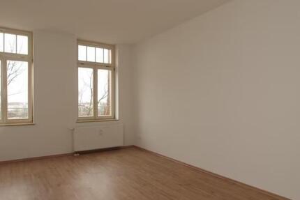 Haus Reichertshausen - 8 Zimmer, 180 m&sup2;, 3.999&euro; | Angebot:25300764