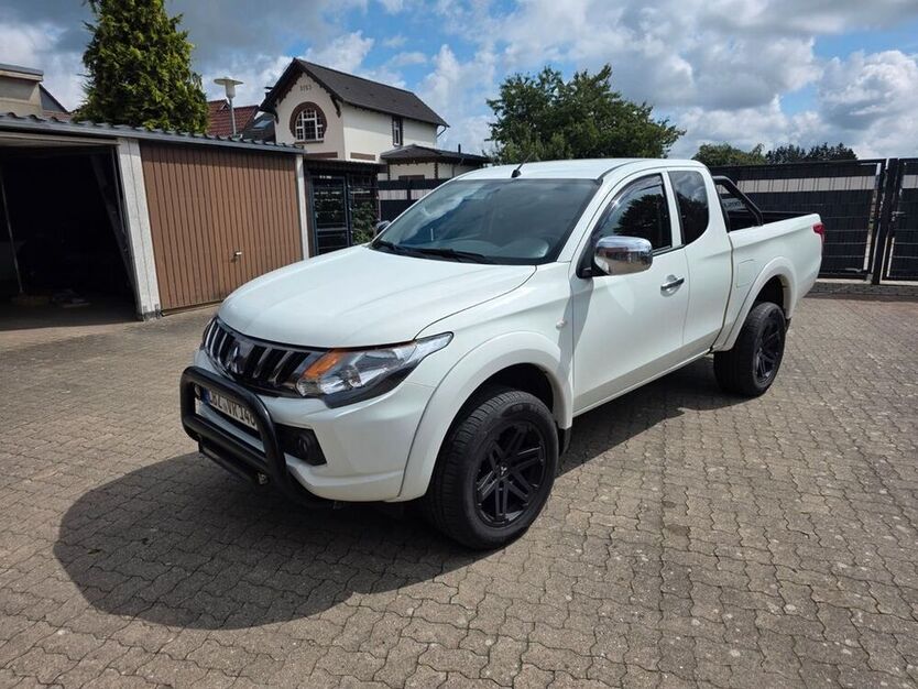 L200