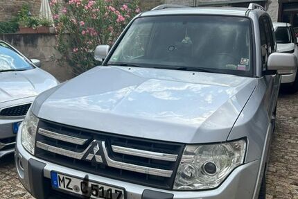 Mitsubishi Pajero 190.000 km 17.500 &euro; Ingelheim 55263