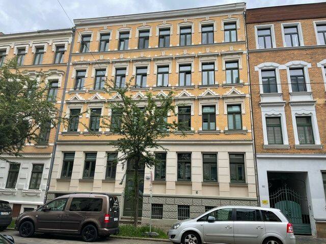 1Raum DG-Wohnung mit EBK in Stötteritz