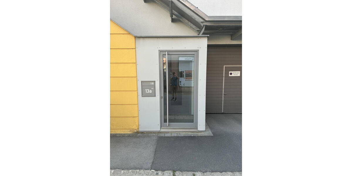 Etagenwohnung Amberg - 2 Zimmer, 79 m&sup2;, 325.000&euro; | Angebot:26034797