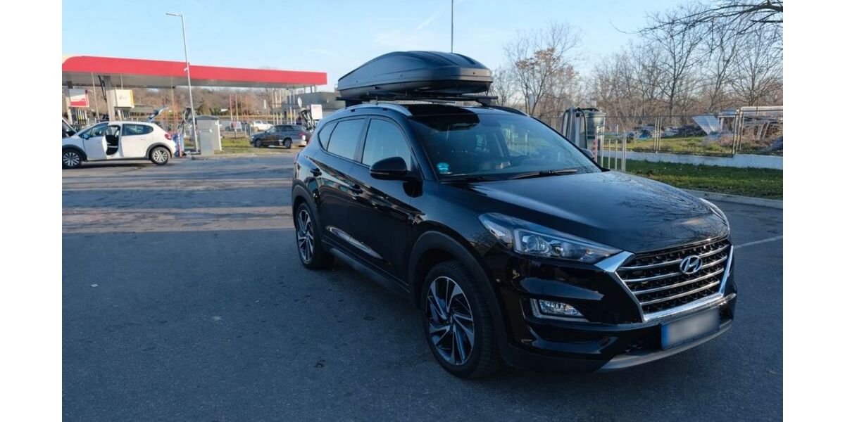 Hyundai TUCSON 93.000 km 16.500 &euro; Frankfurt am Main 60528